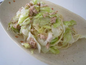 レンジで簡単ツナレタスパスタ