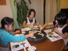 ホットプレートで餃子を焼こう！